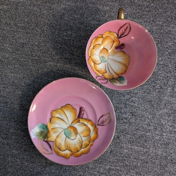 3/$30 | Trimont Pink and Orange Floral Cup& Saucer Set, Made in Occupied Japan - Picture 2 of 6